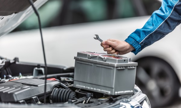 What Is The Most Common Reason Behind Battery Problems in Cars | inMOTION Auto Care